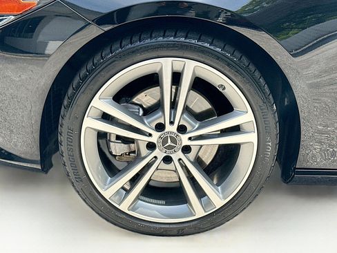 Used 2022 Mercedes-Benz CLA 250 image 32