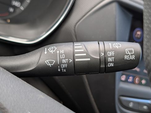 Certified 2023 Chevrolet TrailBlazer LT AWD/4WD image 21