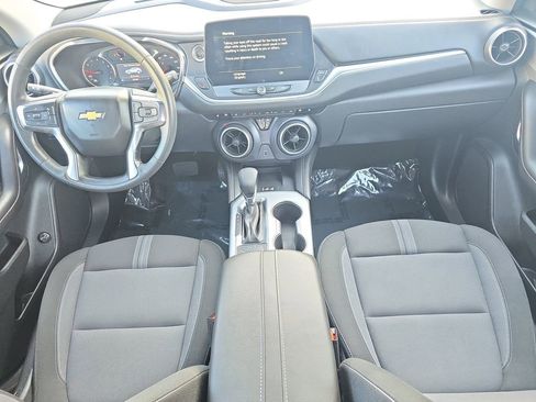 Used 2024 Chevrolet Blazer LT w/ Convenience Package FWD image 9