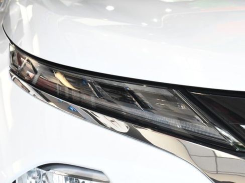 New 2026 Mitsubishi Outlander SEL AWD/4WD image 6