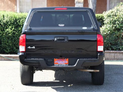 Used 2016 Toyota Tacoma SR w/ SR Convenience Package AWD/4WD image 7