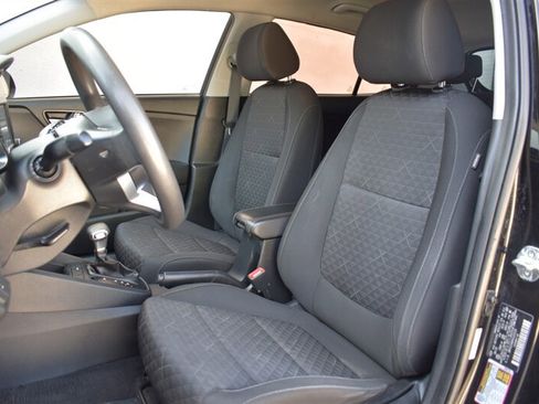 Used 2019 Kia Rio S FWD image 11