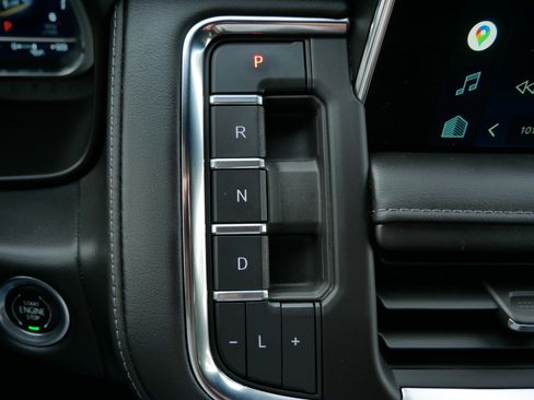 Used 2022 Chevrolet Tahoe LT w/ LT Signature Plus Package image 24