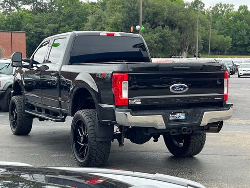 Used 2019 Ford F250 XLT AWD/4WD image 3