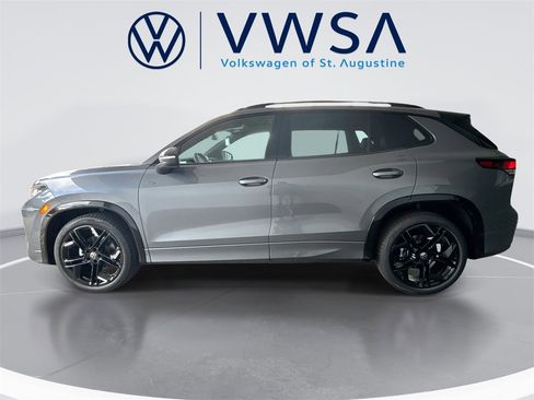 New 2026 Volkswagen Tiguan SE R-Line image 4