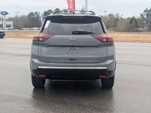 New 2026 Nissan Rogue Platinum w/ Platinum Premium Package AWD/4WD image 4