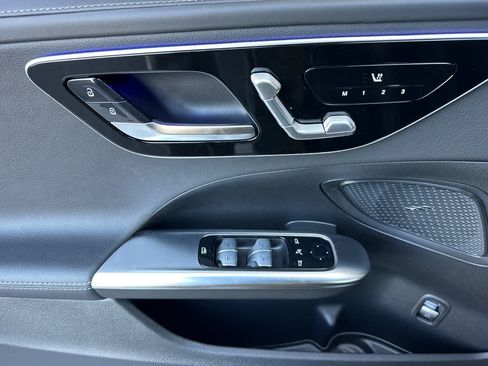 New 2026 Mercedes-Benz C 300 4MATIC Sedan image 10