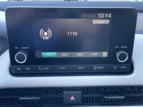 Certified 2025 Honda HR-V LX image 16