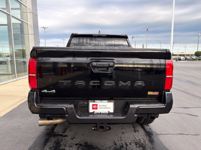 Certified 2025 Toyota Tacoma SR5 AWD/4WD image 5