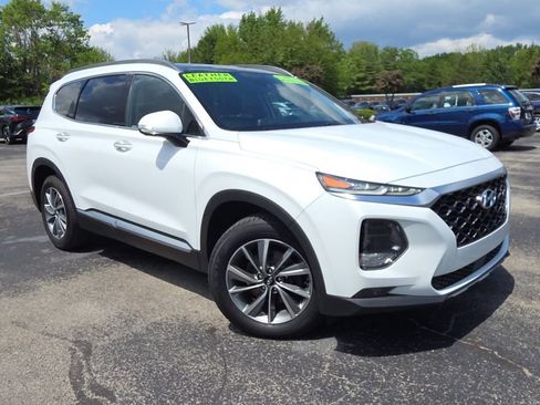Used 2019 Hyundai Santa Fe AWD image 2