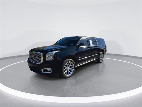 Used 2020 GMC Yukon XL Denali image 4