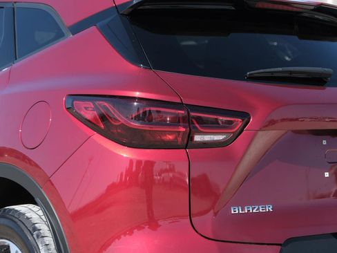 Used 2025 Chevrolet Blazer LT image 8