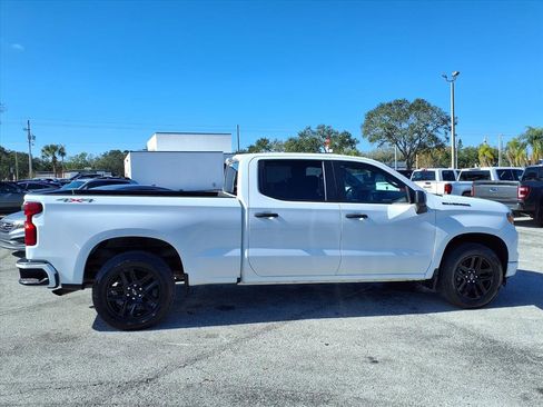 Used 2022 Chevrolet Silverado 1500 Custom w/ LPO, Dark Essentials Package image 8