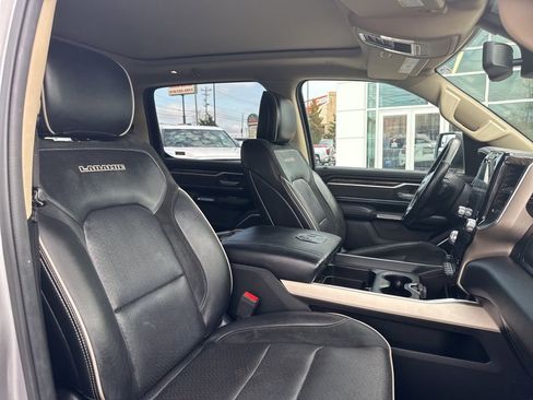 Used 2019 RAM 1500 Laramie image 20