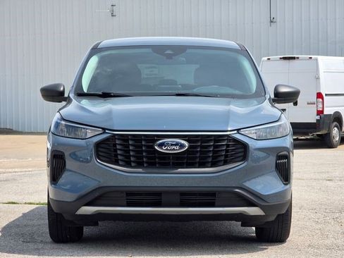 Used 2023 Ford Escape Active AWD/4WD image 2
