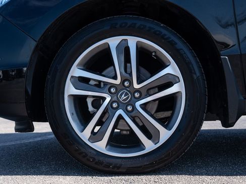 Certified 2018 Acura MDX w/ Advance & Entertainment image 14