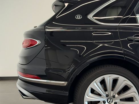 New 2026 Bentley Bentayga Extended Wheelbase AWD/4WD image 65