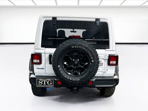 Used 2023 Jeep Wrangler Unlimited w/ 8.4" Radio Group AWD/4WD image 5