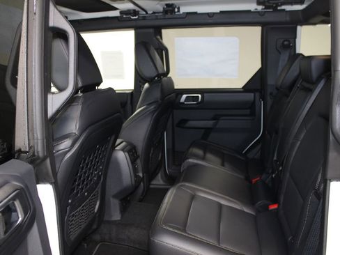 New 2025 Ford Bronco Badlands image 22