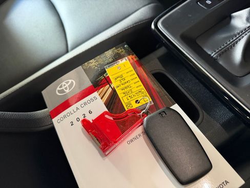 Certified 2026 Toyota Corolla Cross XLE AWD/4WD image 38