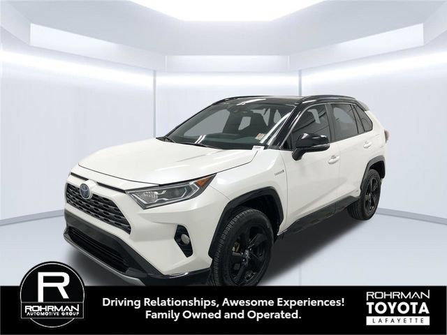 Used 2019 Toyota RAV4 XSE AWD/4WD image 2