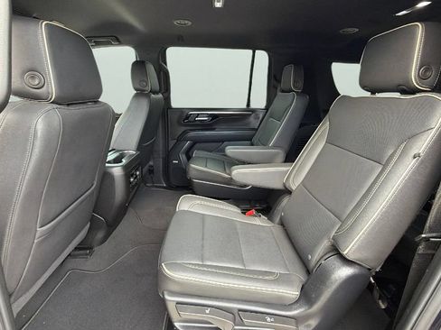 Certified 2025 Chevrolet Suburban Premier AWD/4WD image 26