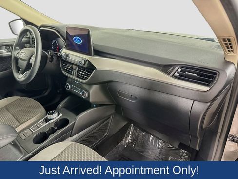 Used 2020 Ford Escape SE FWD image 34