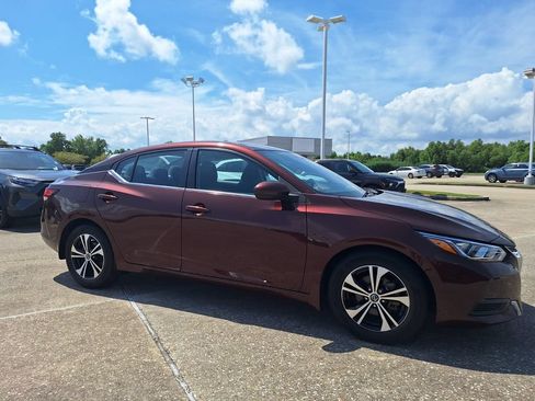 Used 2023 Nissan Sentra SV FWD image 3