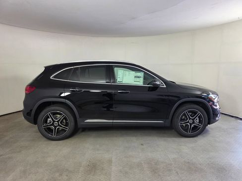 New 2026 Mercedes-Benz GLA 250 image 3