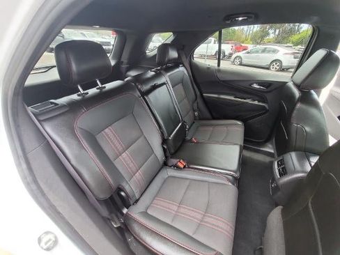 Used 2022 Chevrolet Equinox RS FWD image 28