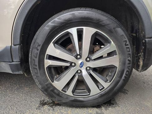 Used 2019 Subaru Outback 2.5i Limited w/ Protection Package #1 AWD/4WD image 6