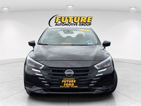 Used 2025 Nissan Versa S image 2