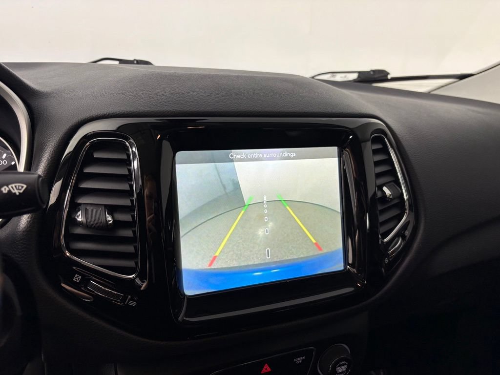 Used 2019 Jeep Compass Limited AWD/4WD image 27