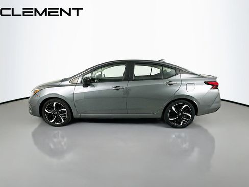 Used 2024 Nissan Versa SR FWD image 6