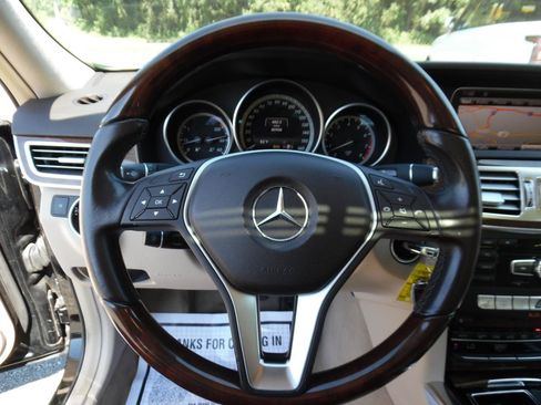 Used 2014 Mercedes-Benz E 350 4MATIC Sedan w/ Premium 1 Package image 12