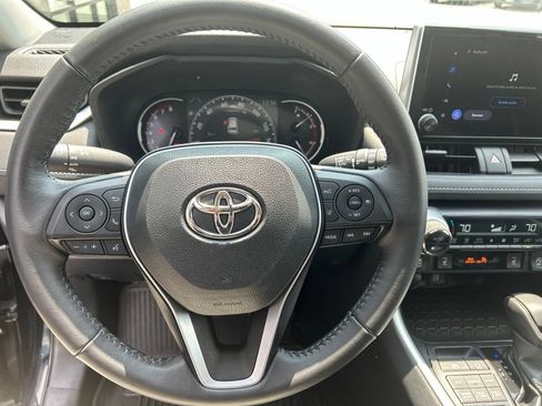 Used 2023 Toyota RAV4 XLE w/ Convenience Package AWD/4WD image 16