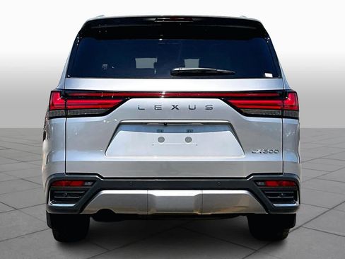 Used 2024 Lexus LX 600 4WD w/ Luxury Package image 5