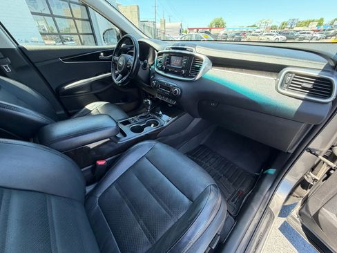 Used 2016 Kia Sorento EX w/ EX Premium Package AWD/4WD image 13