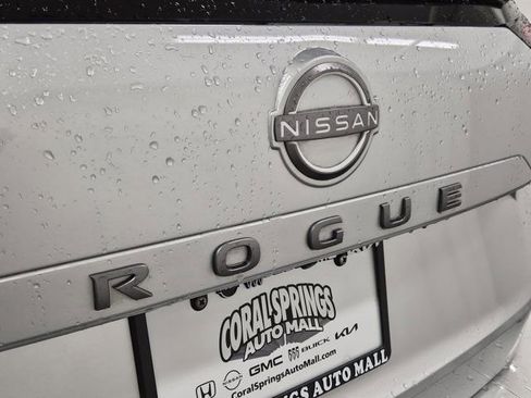 Certified 2025 Nissan Rogue S image 7