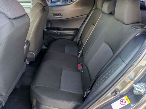 Used 2019 Toyota C-HR LE FWD image 24