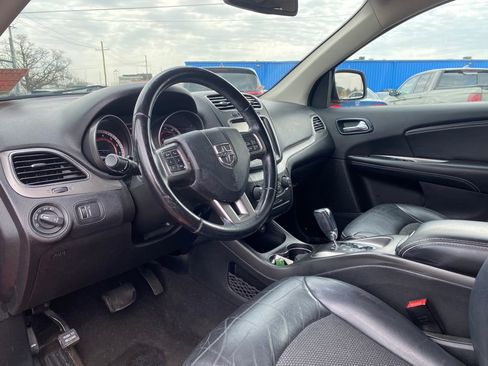 Used 2019 Dodge Journey Crossroad image 9