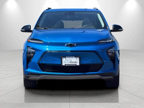 Used 2022 Chevrolet Bolt EUV Premier w/ Sun & Sound Package FWD image 10
