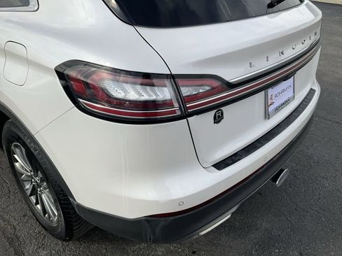 Used 2019 Lincoln Nautilus Select image 29