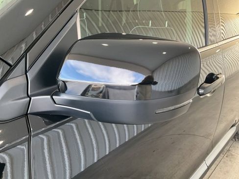 New 2026 Honda Pilot Elite image 3