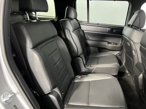 Used 2025 Hyundai Santa Fe Calligraphy image 34