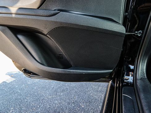 Used 2025 Toyota Camry SE image 47