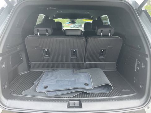 New 2026 Chevrolet Traverse High Country w/ LPO, Floor Liner Package image 56