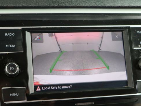 Used 2023 Volkswagen Atlas SE image 18