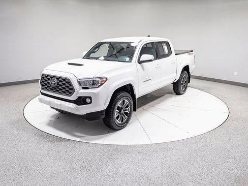 Used 2022 Toyota Tacoma TRD Sport image 33