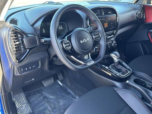Used 2023 Kia Soul GT-Line image 15